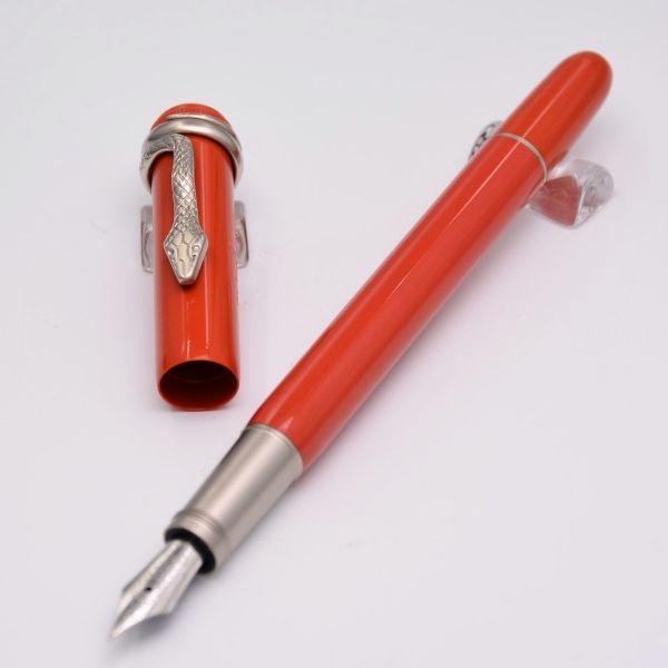 New Heritage Series Red Series Classic Fountain Pen With Unique Snake Clip Design Stationery Office Brand Ink Gift Pens
New Heritage Series Red Series Classic Fountain Pen With Unique Snake Clip Design Stationery Office Brand Ink Gift Pens