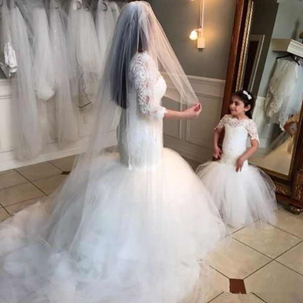 2019 lace mermaid white flower girl dresses princess short sleeve tulle long kid' gowns wedding pageant dress lovely custom f51, White;blue
2019 lace mermaid white flower girl dresses princess short sleeve tulle long kid' gowns wedding pageant dress lovely custom f51, White;blue