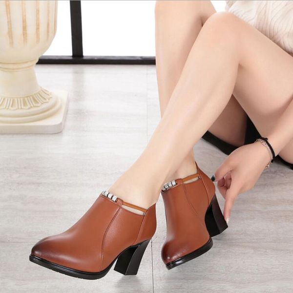 2017 spring single boots pointed toe thick heel ankle boots ladies short boots women's genuine leather boot, Black
2017 spring single boots pointed toe thick heel ankle boots ladies short boots women's genuine leather boot, Black