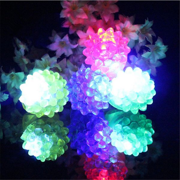 wholesale strawberry glow light ring torch led finger lights flash beams light halloween party led toys wedding
wholesale strawberry glow light ring torch led finger lights flash beams light halloween party led toys wedding