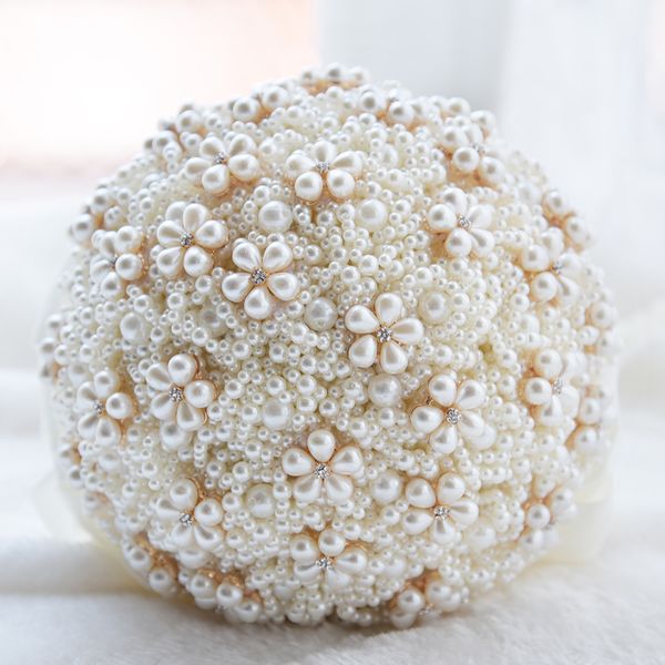 new arrival luxurious wedding decoration bridal bouquet pearls artificial wedding bouquet sparkle bouquet de mariage
new arrival luxurious wedding decoration bridal bouquet pearls artificial wedding bouquet sparkle bouquet de mariage