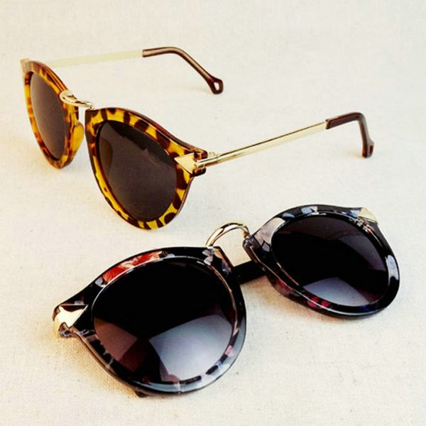 wholesale- new 2016 brand designer trend leopard sunglasses for women men round retro sun glasses hot, White;black
wholesale- new 2016 brand designer trend leopard sunglasses for women men round retro sun glasses hot, White;black