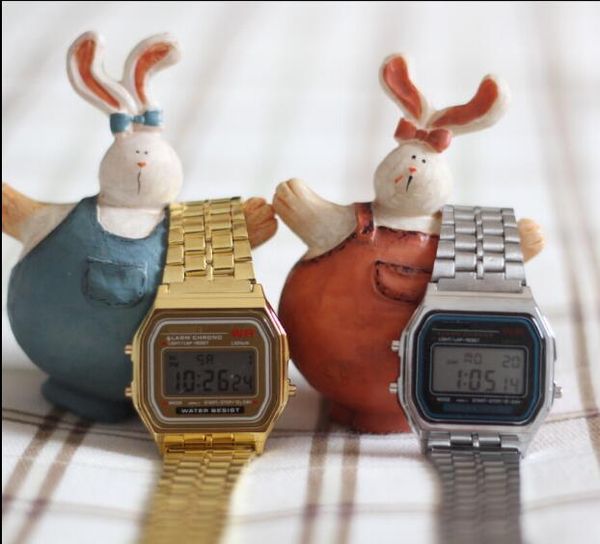 time-limited sales antique table trade of thin sheet metallic silver gold electronic watch lovers watches retro nouveau riche ing, Slivery;brown
time-limited sales antique table trade of thin sheet metallic silver gold electronic watch lovers watches retro nouveau riche ing, Slivery;brown