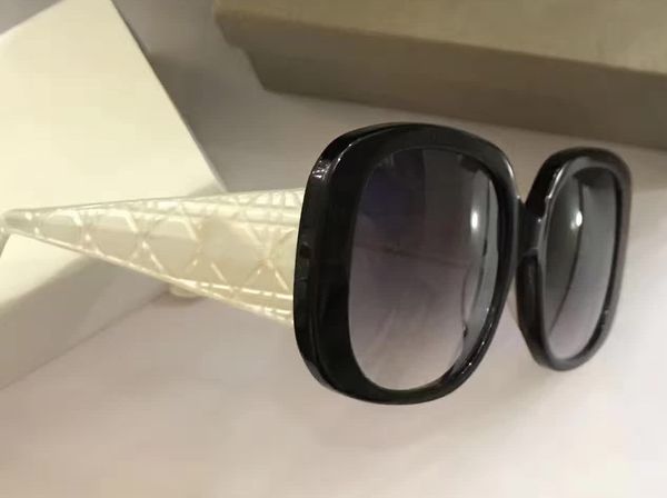 women square lady 1 sunglasses white rubber grey len oversized sunglasses designer brand sunglasses 2017 summer new with box, White;black
women square lady 1 sunglasses white rubber grey len oversized sunglasses designer brand sunglasses 2017 summer new with box, White;black