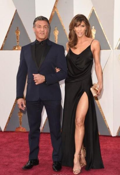 new jennifer flavin 88th oscar celebrity evening dresses black satin v neck high side split backless party pageant prom gowns
new jennifer flavin 88th oscar celebrity evening dresses black satin v neck high side split backless party pageant prom gowns