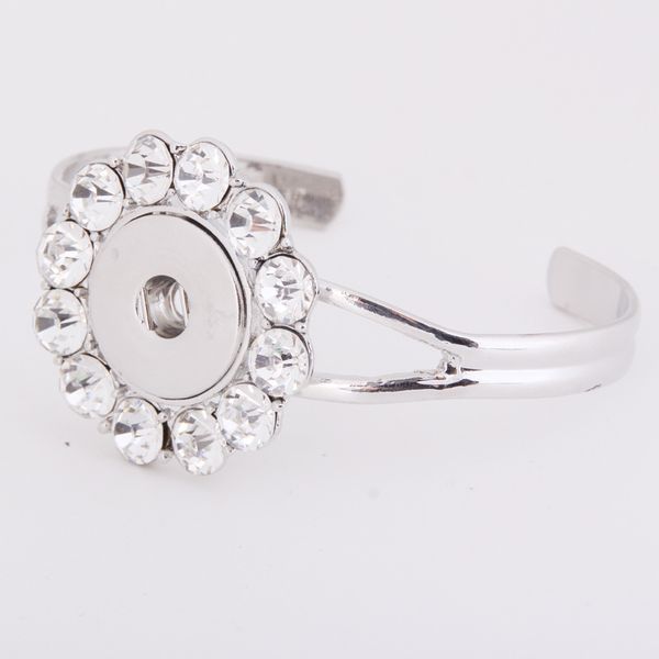 wholesale tz050(18mm) flower snap button jewelry bracelet chunk button jewelry (fit 18mm 20mm snaps, Golden;silver
wholesale tz050(18mm) flower snap button jewelry bracelet chunk button jewelry (fit 18mm 20mm snaps, Golden;silver