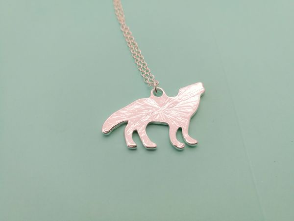 10pcs- n143 outline silhouette totem howling wolf necklace norse vikings teen wolf necklaces for original animal dog jewelry, Silver
10pcs- n143 outline silhouette totem howling wolf necklace norse vikings teen wolf necklaces for original animal dog jewelry, Silver