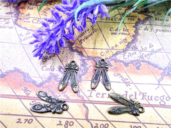 75pcs--ballet slipper charms, antique bronze ballet slipper charm pendants, jewelry making findings, 21x13mm, Bronze;silver
75pcs--ballet slipper charms, antique bronze ballet slipper charm pendants, jewelry making findings, 21x13mm, Bronze;silver