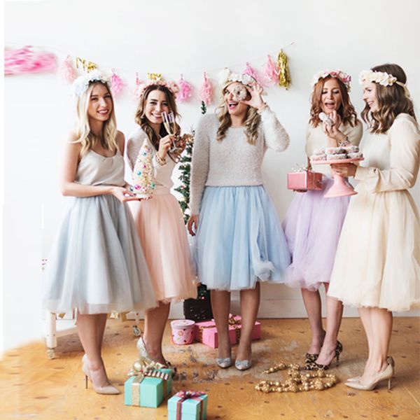 bridesmaid high fashion tulle skirts custom made knee length long skirt women midi party skirt, White;pink
bridesmaid high fashion tulle skirts custom made knee length long skirt women midi party skirt, White;pink