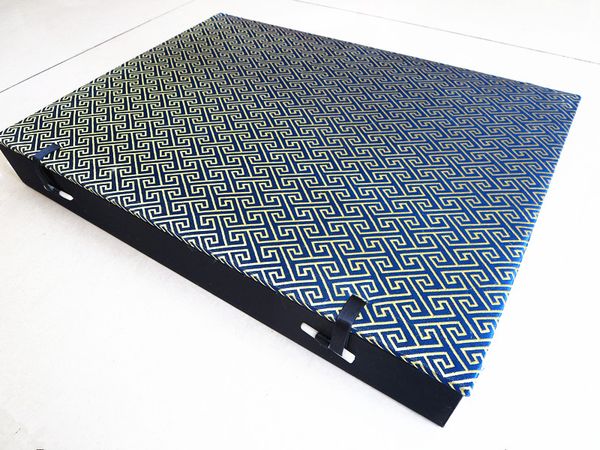 fine wood 12 grid silk brocade boxes cotton filled multi slot mens jewelry packaging case bracelet trinket crafts gift storage box 1pcs, Black;white
fine wood 12 grid silk brocade boxes cotton filled multi slot mens jewelry packaging case bracelet trinket crafts gift storage box 1pcs, Black;white
