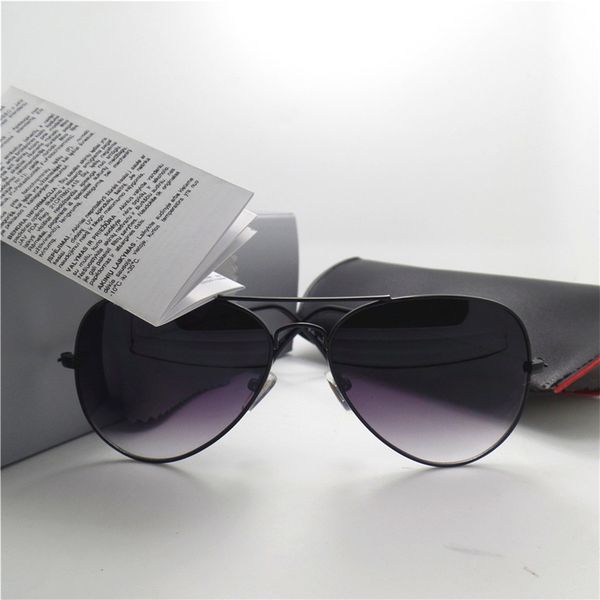 fashion mirror men women polit coating sunglasses uv400 vintage sport sun glasses with box, White;black
fashion mirror men women polit coating sunglasses uv400 vintage sport sun glasses with box, White;black