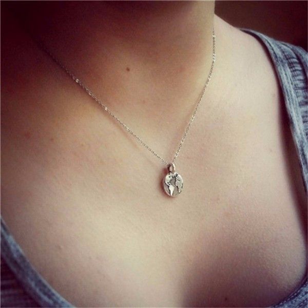 30pcs_wholesale gold silver 2 color outline globe world map pendant necklace personality graduation gift earth jewelry
30pcs_wholesale gold silver 2 color outline globe world map pendant necklace personality graduation gift earth jewelry