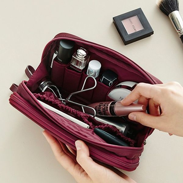 simple double color creative capacity large zipper cosmetic bag nylon bag pure travel xajek, Red;black
simple double color creative capacity large zipper cosmetic bag nylon bag pure travel xajek, Red;black