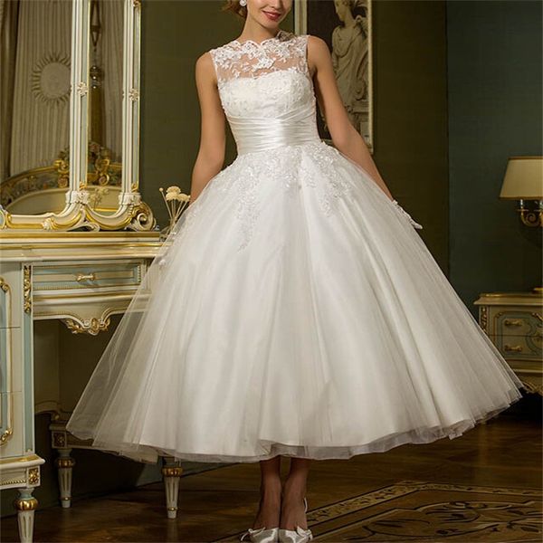 2017 brand new glamorous wedding dresses elegant short princess ball gown formal dress white/ivory v back bridal gown
2017 brand new glamorous wedding dresses elegant short princess ball gown formal dress white/ivory v back bridal gown