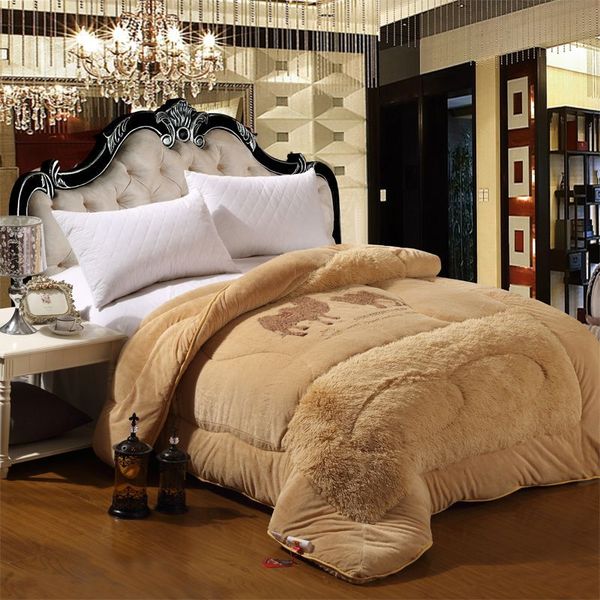 wholesale- super soft super warm filling: 97%camel hair fiber super warm and comfortable winter quilt queen size comforter
wholesale- super soft super warm filling: 97%camel hair fiber super warm and comfortable winter quilt queen size comforter