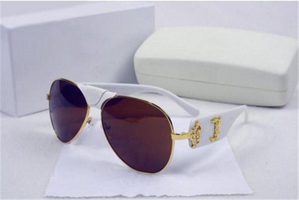 2018 italy black men women sunglasses metal frame removable buckle medusa vintage eyeglasses coating lens, White;black
2018 italy black men women sunglasses metal frame removable buckle medusa vintage eyeglasses coating lens, White;black