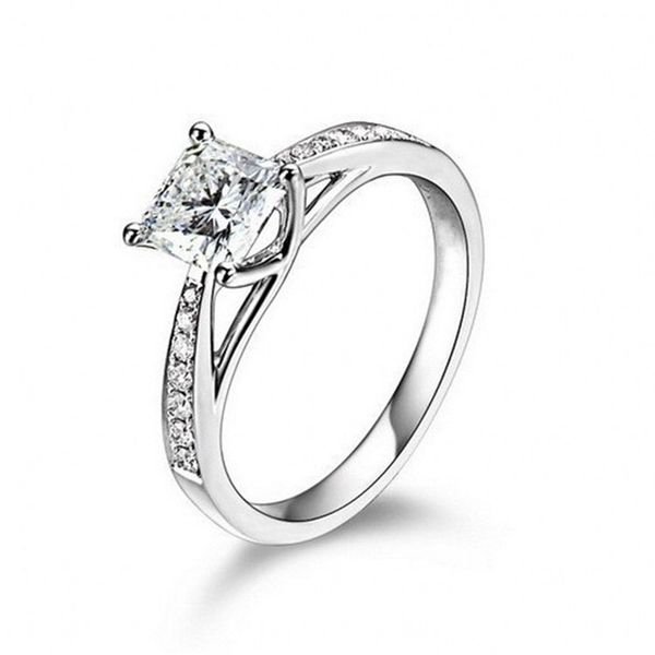реальные 925 чистого серебра обручальные кольца для женщин 0.7 ct cz бриллиантовое обручальное кольцо серебряные украшения, Golden;silver
реальные 925 чистого серебра обручальные кольца для женщин 0.7 ct cz бриллиантовое обручальное кольцо серебряные украшения, Golden;silver