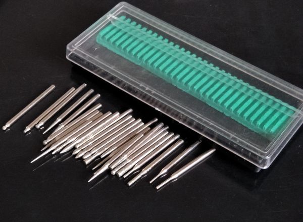 30 pcs nail drill bits manicure machine bits diamond color with plastic box
30 pcs nail drill bits manicure machine bits diamond color with plastic box