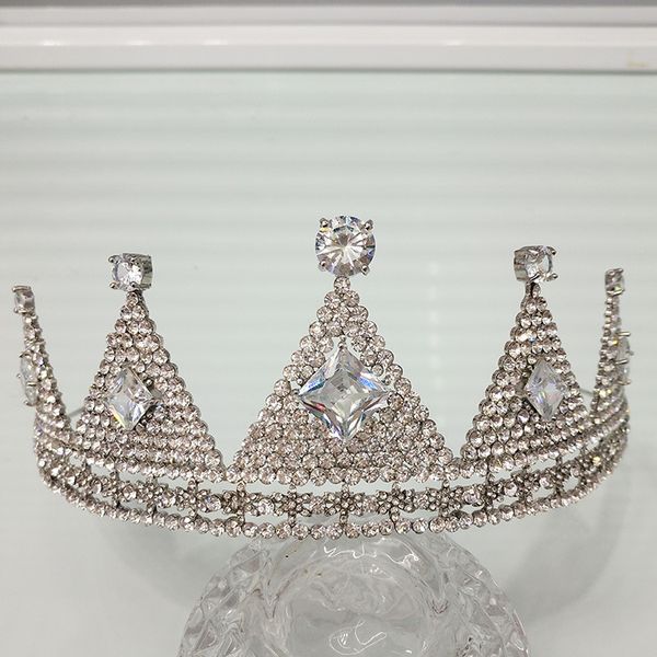 selling bridal rhinestone triangle head pieces crystal bridal headbands trendy tiaras crowns wedding hair accessories new, Slivery;golden
selling bridal rhinestone triangle head pieces crystal bridal headbands trendy tiaras crowns wedding hair accessories new, Slivery;golden