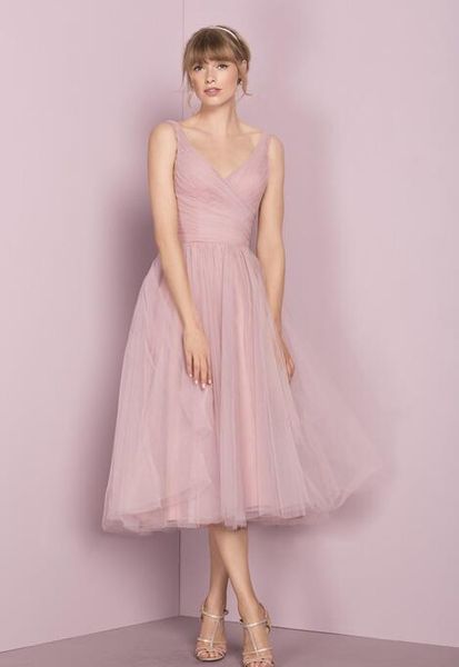 2017 vintage bridesmaid dresses 1950's with tea length and v neck pleated tulle cute bridal party gowns custom made, White;pink
2017 vintage bridesmaid dresses 1950's with tea length and v neck pleated tulle cute bridal party gowns custom made, White;pink
