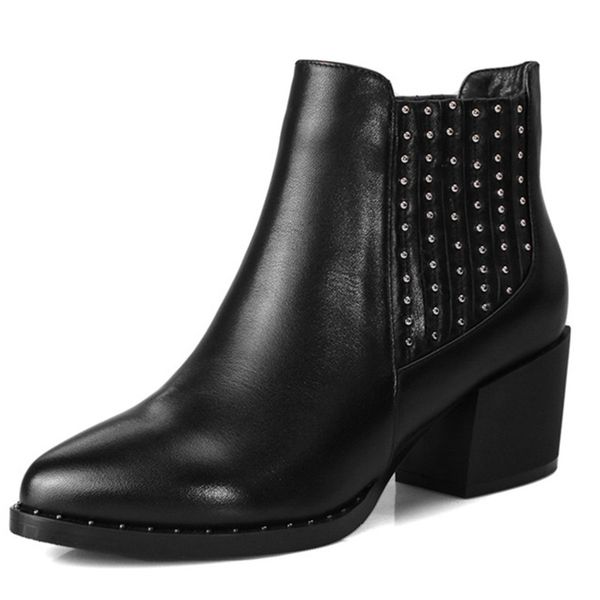 2017 new arrive women boots fashion black bling ladies ankle boots slip on autumn winter genuine leather boots
2017 new arrive women boots fashion black bling ladies ankle boots slip on autumn winter genuine leather boots