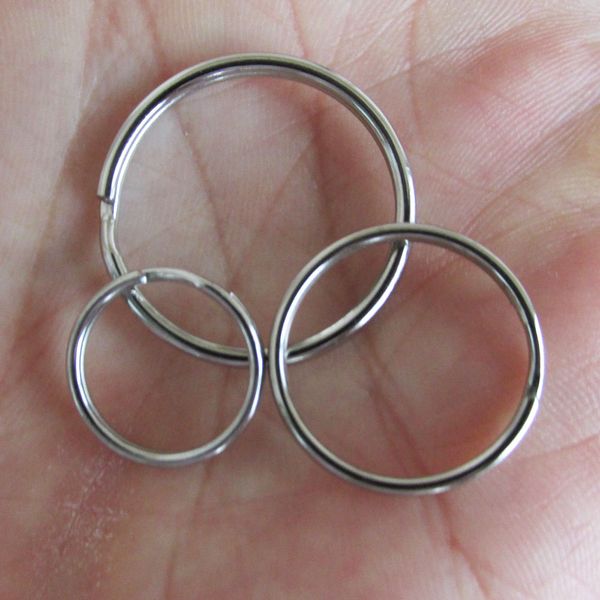 100pcs/lot silver small key rings for pet dog tags, alloy metal rings for small pendants
100pcs/lot silver small key rings for pet dog tags, alloy metal rings for small pendants