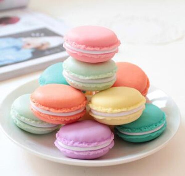 500 pcs kawaii pastel boxes trinket jewellery stud gum storage mini macaroon cases, Black;white
500 pcs kawaii pastel boxes trinket jewellery stud gum storage mini macaroon cases, Black;white