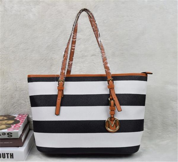 women casual rivet stripe handbags micheal kaly new fashion women famous brand designer bags pu leather striped travel bag bags 2001
women casual rivet stripe handbags micheal kaly new fashion women famous brand designer bags pu leather striped travel bag bags 2001