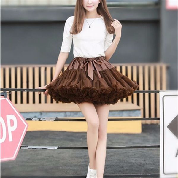 2017 latest petticoats short wedding bridal crinoline lady girls underskirt for party white/blue/pink ballet dance skirt tutu
2017 latest petticoats short wedding bridal crinoline lady girls underskirt for party white/blue/pink ballet dance skirt tutu