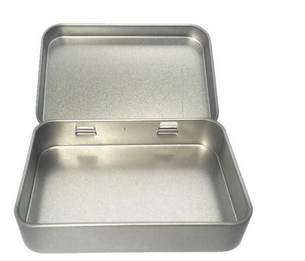 Small size hinge tin box square tin silver gift box sealing plain tin wedding candy boxes 
Small size hinge tin box square tin silver gift box sealing plain tin wedding candy boxes