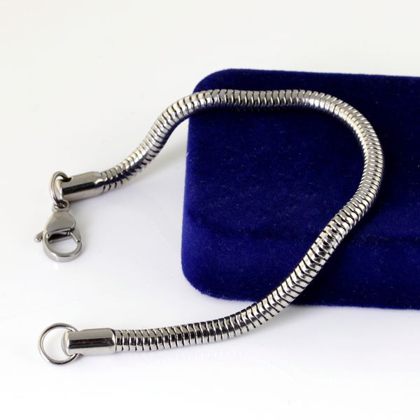 5pcs in bulk wholesale price silver tone stainless steel fashion round snake chain bracelet women men 3.2mm 7.5 inches, Black
5pcs in bulk wholesale price silver tone stainless steel fashion round snake chain bracelet women men 3.2mm 7.5 inches, Black