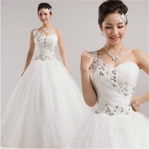 2017 new elegant wedding dresses one shoulder ball gown formal dress white/ivory sweetheart vestidos de novia bridal gown
2017 new elegant wedding dresses one shoulder ball gown formal dress white/ivory sweetheart vestidos de novia bridal gown