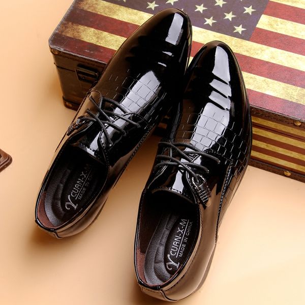 monstceler 2017 весенняя мода мужчины лакированная кожа платье обувь белый черный бренд мужской свадьба оксфорд обувь крокодиловая кожа обув, Black
monstceler 2017 весенняя мода мужчины лакированная кожа платье обувь белый черный бренд мужской свадьба оксфорд обувь крокодиловая кожа обув, Black