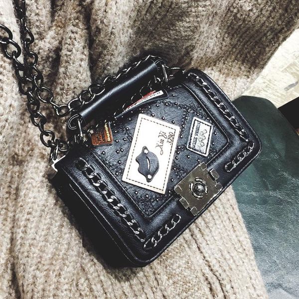 luxury handbags women bags chain brand bags designer small ladies pu leather handbag fashion badge rivets shoulder bag lock messenger bag
luxury handbags women bags chain brand bags designer small ladies pu leather handbag fashion badge rivets shoulder bag lock messenger bag