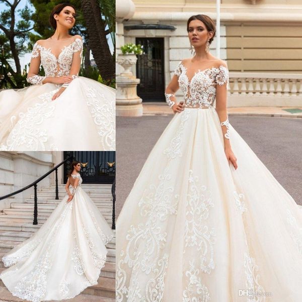 2017 vintage vestios de novia lace wedding dresses arabic sheer crew neck long sleeves backless dubai bridal gowns with chapel train, White
2017 vintage vestios de novia lace wedding dresses arabic sheer crew neck long sleeves backless dubai bridal gowns with chapel train, White