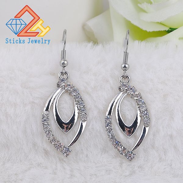 trendy crystal long dangle earrings for women silver plated fashion wedding jewelry water drop lady's brincos
trendy crystal long dangle earrings for women silver plated fashion wedding jewelry water drop lady's brincos