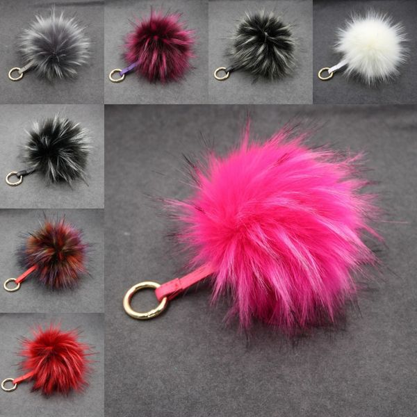 Fashion Luxury Fluffy Raccoon Fur Ball Pom Poms Plush Fur KeyChain Keychain Metal Pendant Bag Charm FBA Drop Shipping B547Q
Fashion Luxury Fluffy Raccoon Fur Ball Pom Poms Plush Fur KeyChain Keychain Metal Pendant Bag Charm FBA Drop Shipping B547Q