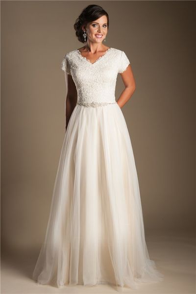 champagne short sleeves modest wedding dresses 2019 cap sleeves v neck buttons lace tulle bridal gowns a-line inexpensive wedding gowns sale, White
champagne short sleeves modest wedding dresses 2019 cap sleeves v neck buttons lace tulle bridal gowns a-line inexpensive wedding gowns sale, White