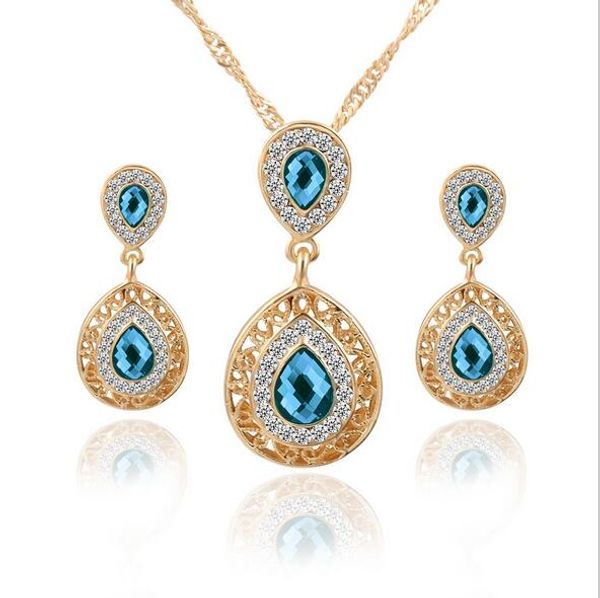 selling new earrings necklace set combination of crystal water drops pendant jewelry 3pcs=1set earring and necklace, Silver
selling new earrings necklace set combination of crystal water drops pendant jewelry 3pcs=1set earring and necklace, Silver