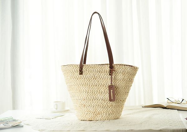 new fashion summer beach women handbags lady straw shoulder bags brand design beige shooping bag vintage tassel handmade woven bolsa tote
new fashion summer beach women handbags lady straw shoulder bags brand design beige shooping bag vintage tassel handmade woven bolsa tote