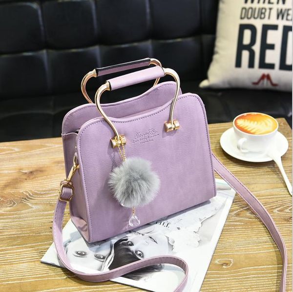 genuine leather handbag 2017 New production fashion Women bags designer Women messenger Bags High quality women leather handbags
genuine leather handbag 2017 New production fashion Women bags designer Women messenger Bags High quality women leather handbags