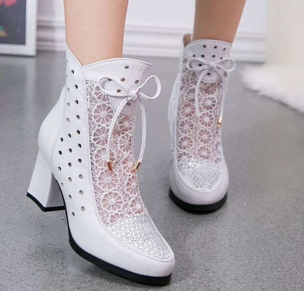 New Fashion High Quality Women Boots Genuine Leather Ankle Boots Lace Summer Boots Zapatos Chaussures Femme Square High Heel Women Shoes
New Fashion High Quality Women Boots Genuine Leather Ankle Boots Lace Summer Boots Zapatos Chaussures Femme Square High Heel Women Shoes