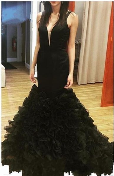 new fashion red black pink organza ruffles mermaid prom dresses deep v-neck satin bodice arabic dubai african formal evening gowns, Black;red
new fashion red black pink organza ruffles mermaid prom dresses deep v-neck satin bodice arabic dubai african formal evening gowns, Black;red