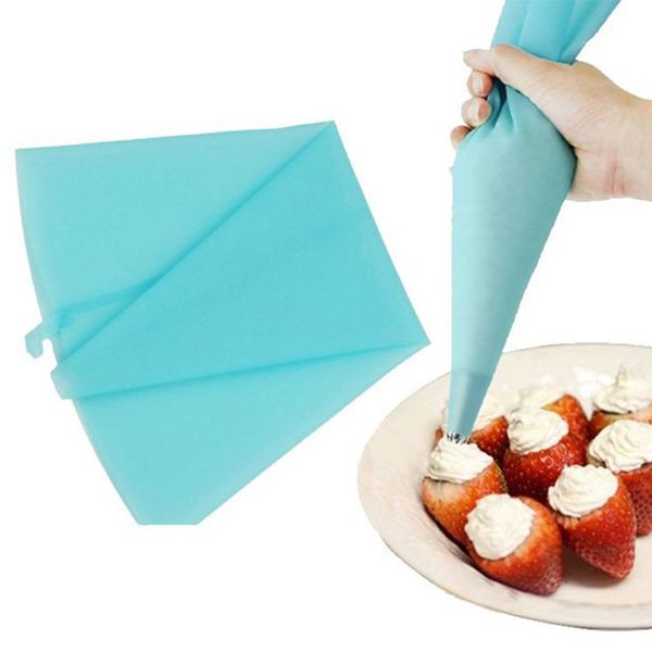wholesale- silicone reusable cream pastry icing bag piping bag cake decorating tool
wholesale- silicone reusable cream pastry icing bag piping bag cake decorating tool