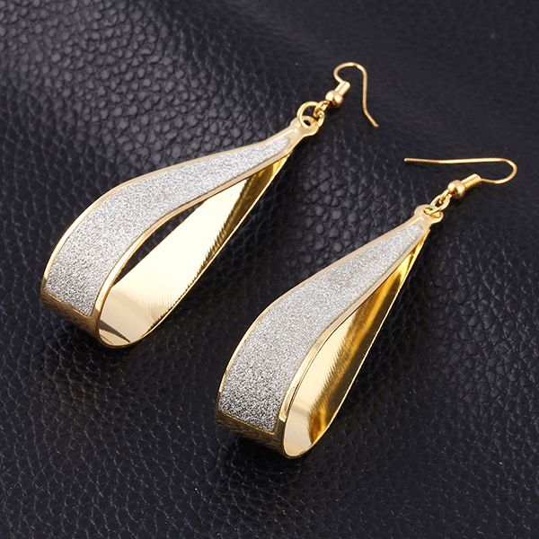 south korea fashion big rock club style dangle earrings water droplets stud earrings stud earrings accessories wholesale ing
south korea fashion big rock club style dangle earrings water droplets stud earrings stud earrings accessories wholesale ing