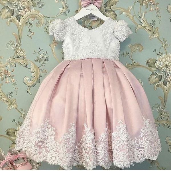 vintage ball gown lace flower girls dresses with short sleeves for weddings toddler birthday gowns ankle length beaded first communion dress, White;blue
vintage ball gown lace flower girls dresses with short sleeves for weddings toddler birthday gowns ankle length beaded first communion dress, White;blue