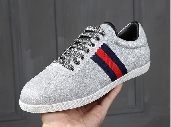 Brand genuine Leather Men's Suede Flats Italy Fashion leisure folding Driving Shoes Men's Loafers Moccasins for Men and women
Brand genuine Leather Men's Suede Flats Italy Fashion leisure folding Driving Shoes Men's Loafers Moccasins for Men and women
