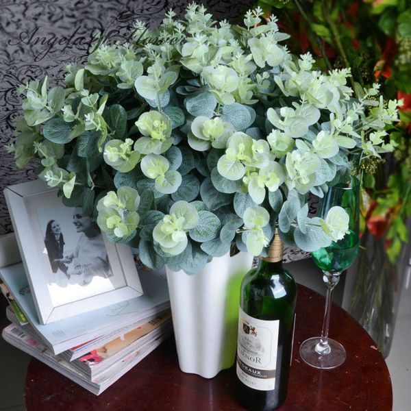 wholesale- 3 bouquet/lot artificial eucalyptus leaf green plant branches flower arranging accessories money leaves
wholesale- 3 bouquet/lot artificial eucalyptus leaf green plant branches flower arranging accessories money leaves