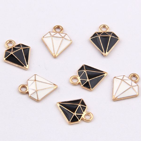 selling 200 pcs 15*13 mm diamond charms pendants white & black color for option ing, Bronze;silver
selling 200 pcs 15*13 mm diamond charms pendants white & black color for option ing, Bronze;silver