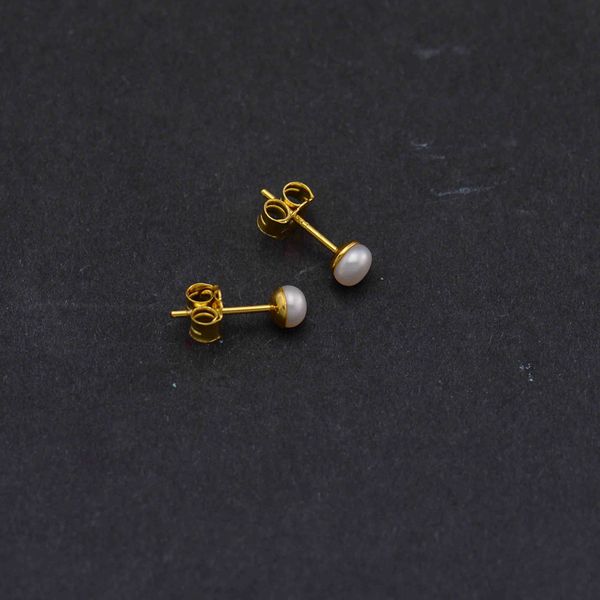 4-5mm fresh water pearl studs 100% genuine 925 sterling silver earrings for woman 8 colors 5pcs a lot, Golden;silver
4-5mm fresh water pearl studs 100% genuine 925 sterling silver earrings for woman 8 colors 5pcs a lot, Golden;silver